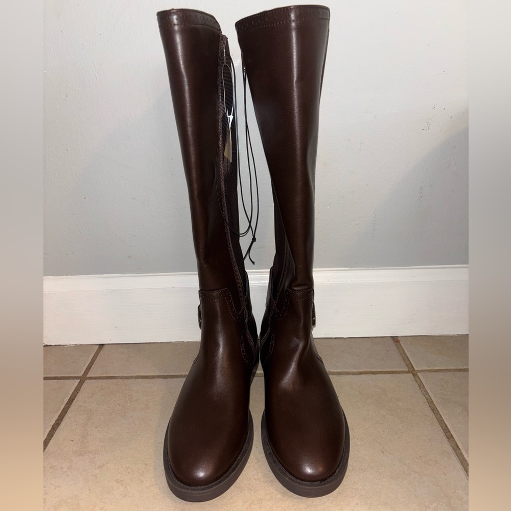 NWT St. Johns Bay Toysen Chocolate Knee High Boots Buckle Memory Foam - Picture 4 of 12